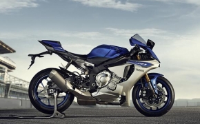 2015 Yamaha R1 & Limited Edition R1M Unveiled