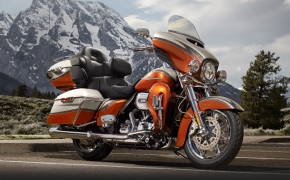 Harley Davidson Launches CVO Limited, Breakout And Street Glide Special