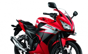 Honda Launches India Bound 2015 CBR 150R In Indonesia