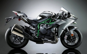 Kawasaki Launches Ninja H2 In India At Price INR 29 Lacs