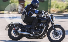 Spied- Triumph Bonneville Bobber