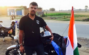 Biker Sells  Off Motorcycle, Reaches Nepal To Help Quake Victims