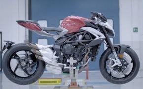 MV Agusta Reveals 2016 Brutale 800