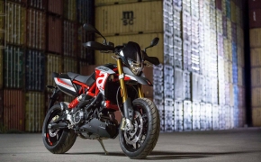 Aprilia Launches Dorsoduro 900 And Shiver 900