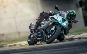 2019 Kawasaki Ninja ZX-6R Bookings Open In India